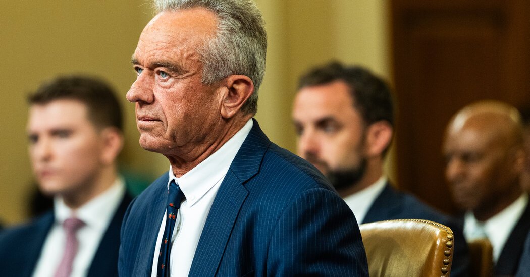 Kennedy Consulted With Scandal P.R. Firm While Seeking Cabinet Nomination