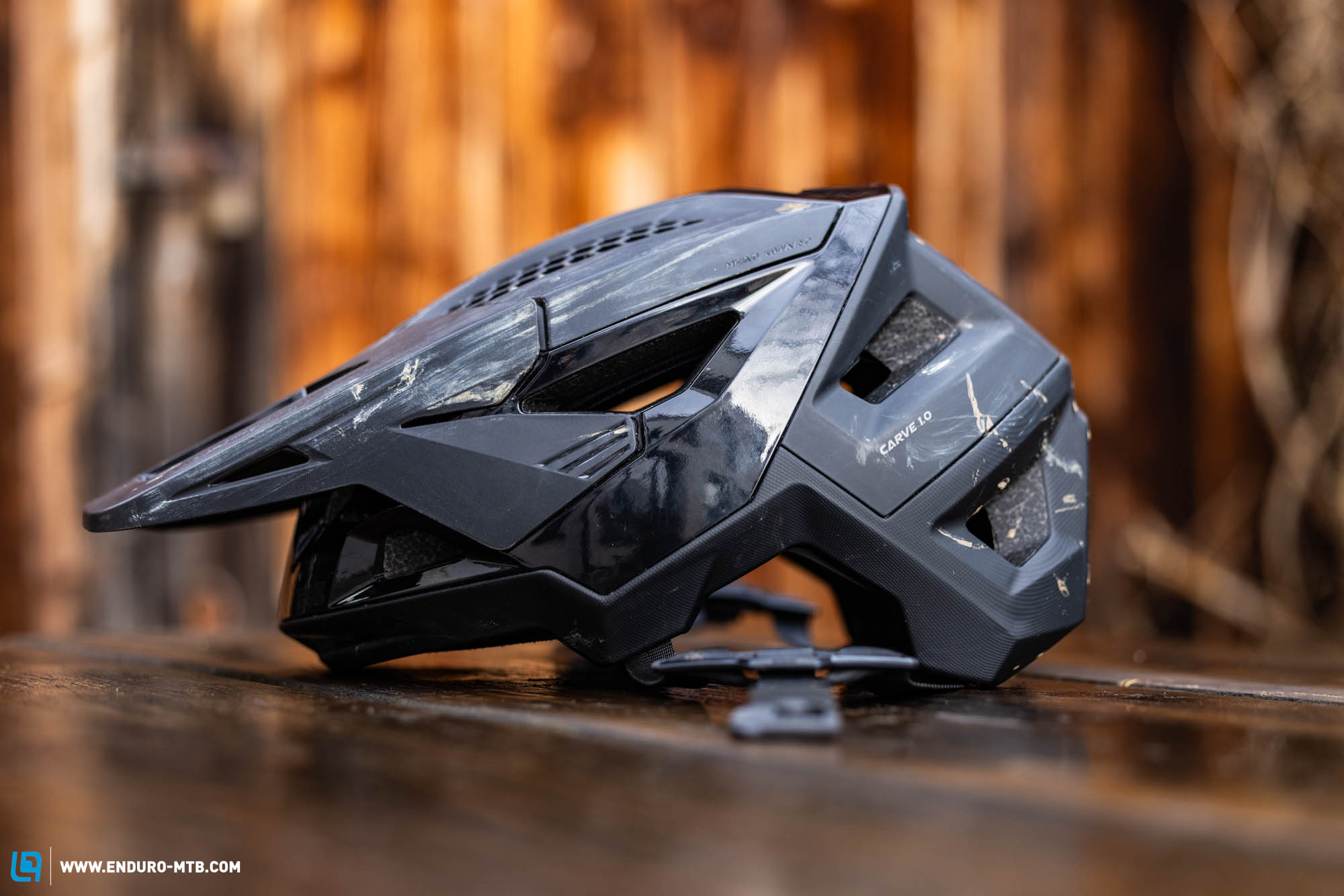 iXS Carve 1.0 MIPS Helmet – Half-Shell Helmet for Trail Riders