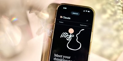 Techmeme: Sources: Anthropic is finalizing a deal for a $1.5B JV with Blackstone, Goldman Sachs, Hellman & Friedman, and others to sell AI tools to PE-backed companies (Wall Street Journal)