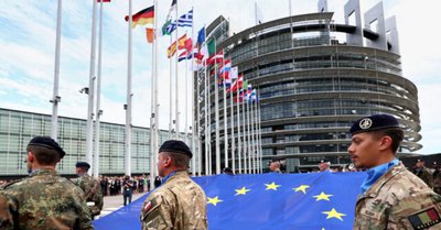 Czech Prez Warns EU to Complement, Not Try to Compete, With NATO