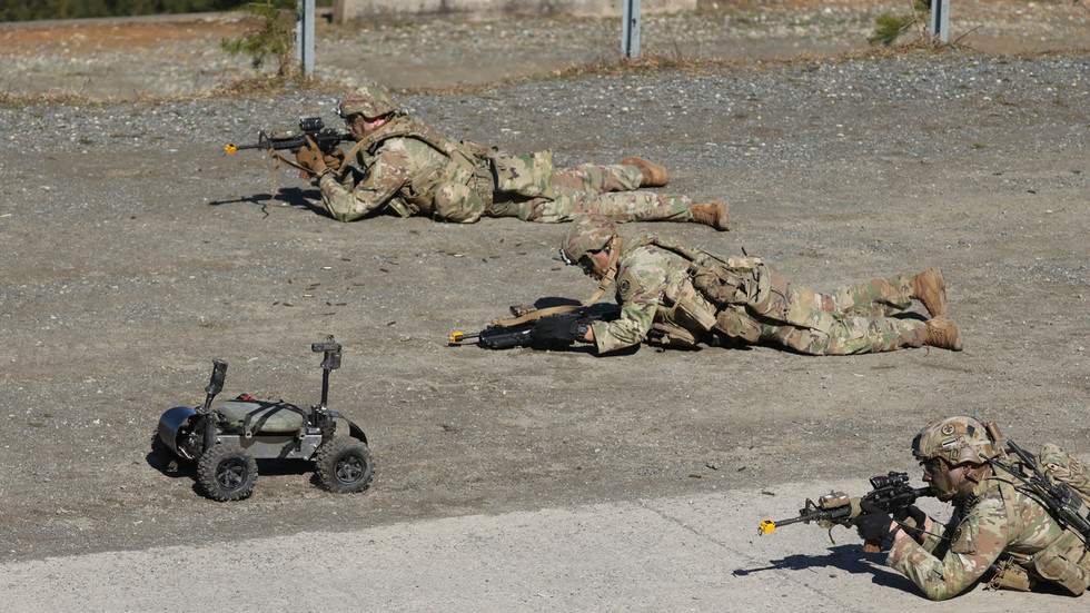 Trump threatens to pull troops from Germany amid feud with Merz — RT World News