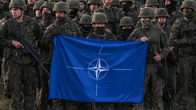 NATO rift widens as Trump eyes troop withdrawal from Germany — RT World News