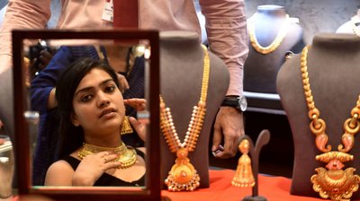 India doubles tariffs on gold and silver — RT India