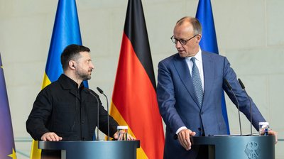 Merz proposes limited EU status for Ukraine – media — RT World News