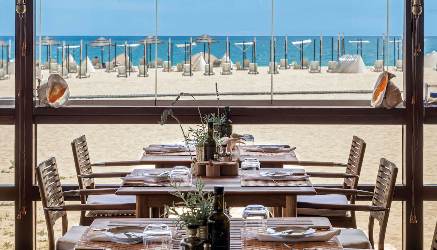 Arte Náutica – Portuguese Cuisine on the Beach in Armação de Pêra