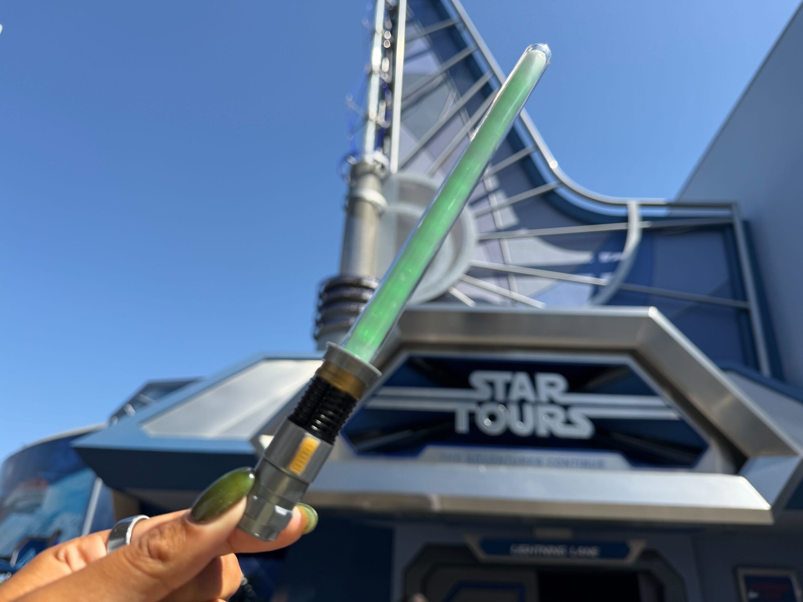 PHOTOS: Light-up Luke Skywalker Lightsaber Swizzle Stick