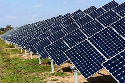 Is T1 Energy Inc. (TE) A Good Stock To Buy Now?