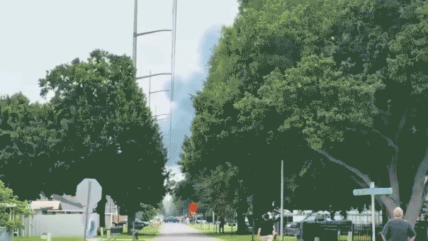 Emergency crews responding to massive explosion at New Orleans-area oil refinery: sheriff