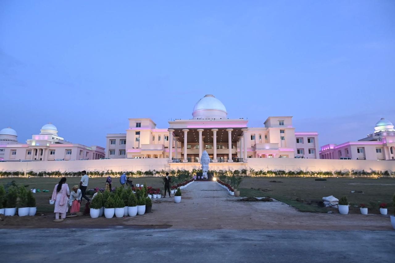 Chhattisgarh Vidhansabha में महिला आरक्षण पर सियासी गर्मी, 33% को लेकर भिड़े पक्ष-विपक्ष