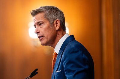 Transportation Sec Claims Gas Prices Will Drop Fast, Contradicting Fed Reports