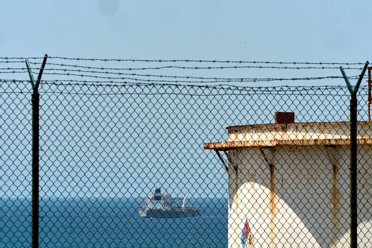 Oil spikes while divided Federal Reserve keeps interest rates unchanged