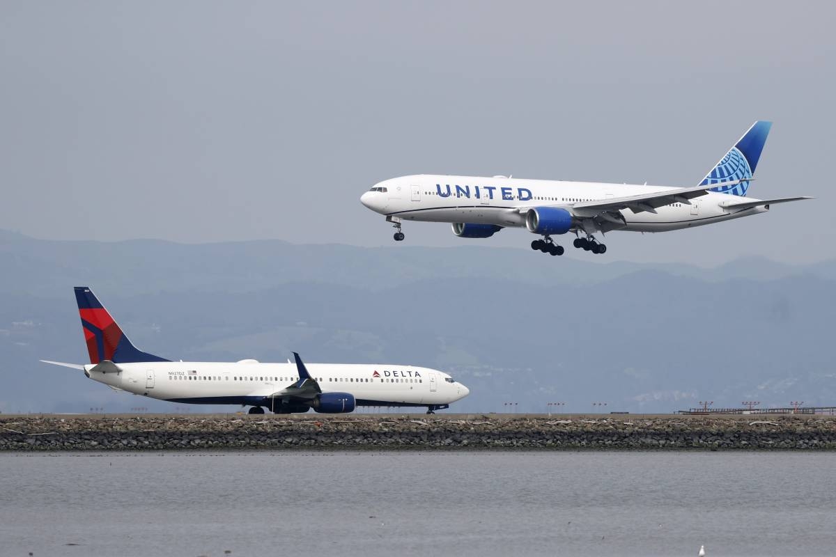 Commercial pilot says plane hit by drone over US airport