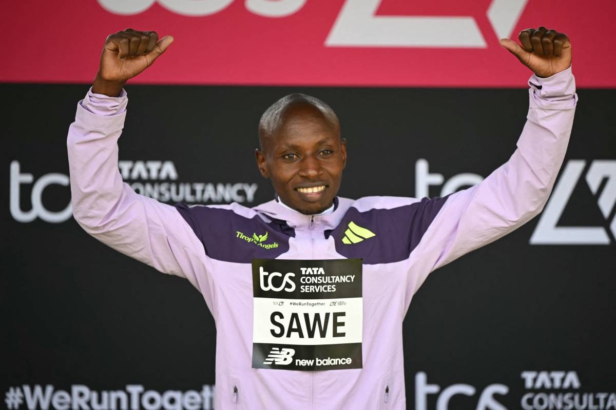 Kenya gives a hero's welcome to marathon record breaker Sabastian Sawe