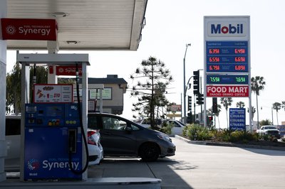Suspending federal gas tax wouldn’t save drivers as much as they might hope
