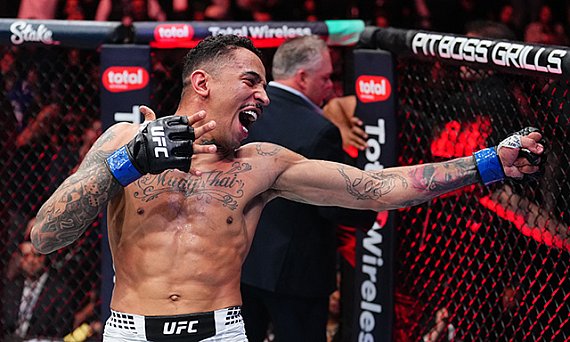 Why Carlos Prates beats Jack Della Maddalena at UFC Perth